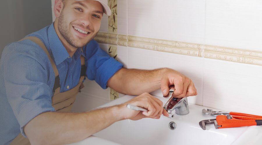 Handle or spout repair in Pataskala, OH